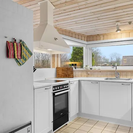 Holiday home Sofus - 275m From The Sea By Interhome Tranekaer